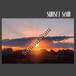 SUN STAR GLOW - AS Colour Women's Faded Relax Crew Design